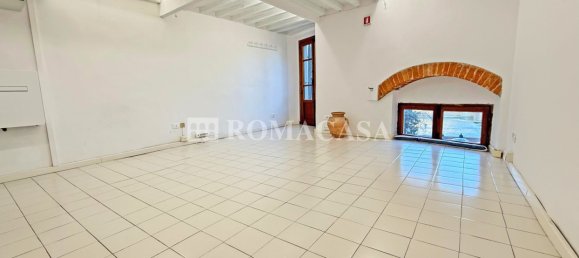 3 rooms Apartment in Florence, Italy No. 122581 12