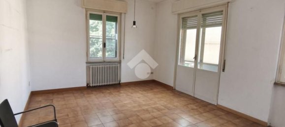 4 rooms Apartment in Forlì, Italy No. 269360 3