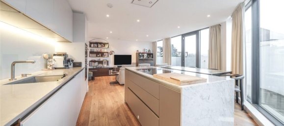 2 bedrooms Penthouse in London, United Kingdom No. 12191 3