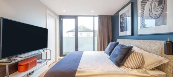 2 bedrooms Penthouse in London, United Kingdom No. 12191 9