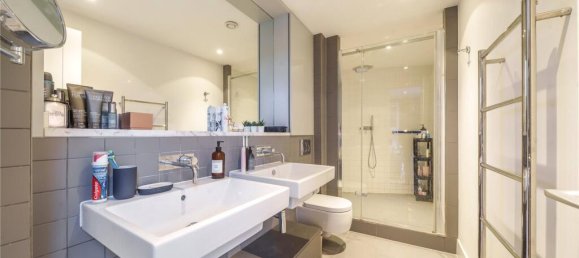 2 bedrooms Penthouse in London, United Kingdom No. 12191 5