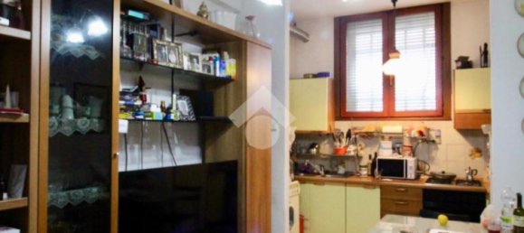 2 bedrooms Apartment in Padua, Italy No. 76723 3