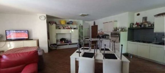 4 rooms Duplex in Luino, Italy No. 12942 16