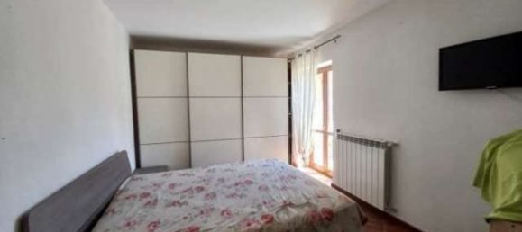 4 rooms Duplex in Luino, Italy No. 12942 5