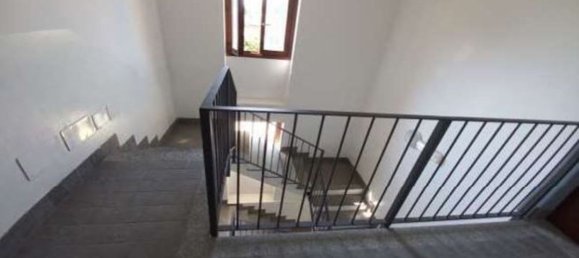 4 rooms Duplex in Luino, Italy No. 12942 2