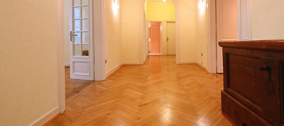 4 Schlafzimmer Wohnung in Strasbourg, France, Nr. 54983 5