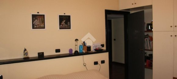 4غرفة شقة في Genoa, Italy رقم 287711 10