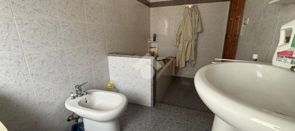 Квартира с 3 спальнями в Реджо Калабрия, Италия № 318074 17