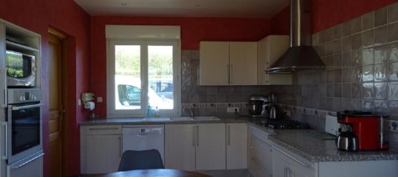 4 bedrooms House in Saint-Maurice-Saint-Germain, France No. 272639 6