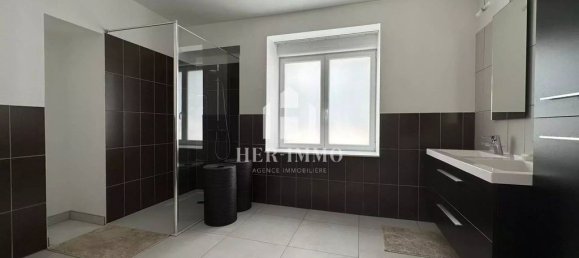 Casa de 4 dormitorios en Basse-Rentgen, France No. 64487 8