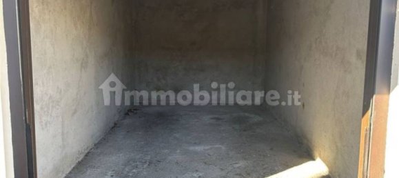 Гараж 36м² в Бра, Италия № 215911 6