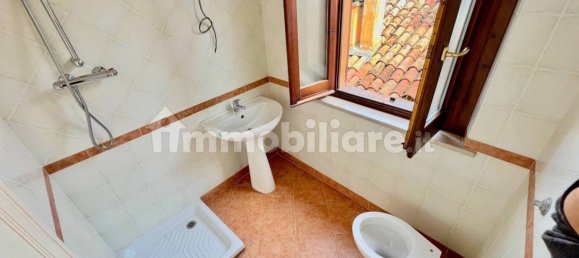 Квартира с 5 спальнями в Фабриано, Италия № 166763 39