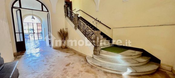 Квартира с 5 спальнями в Фабриано, Италия № 166763 3