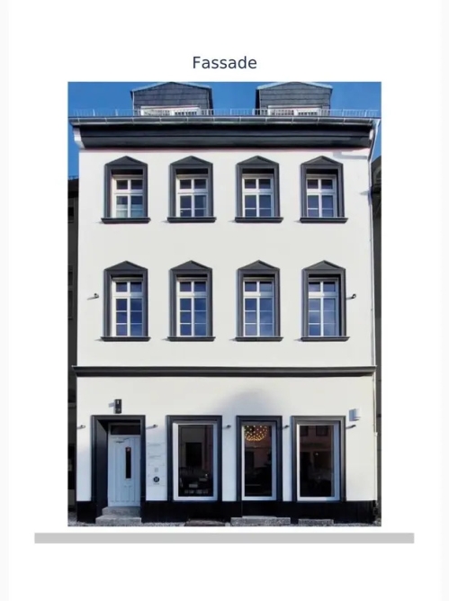 Здание с 4 спальнями в Шпандау, Германия № 77655