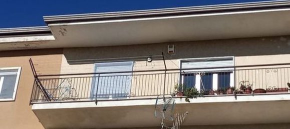 Квартира с 6 спальнями в Каянелло, Италия № 325662 14