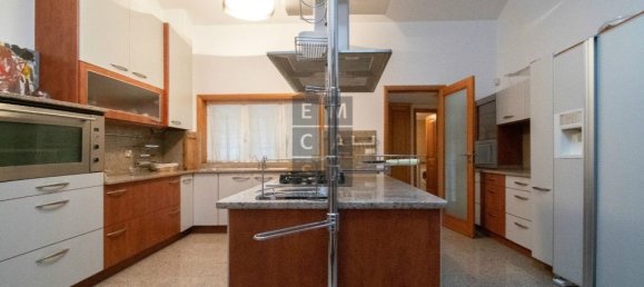 9 bedrooms House in Oliveira de Azemeis, Portugal No. 72030 9