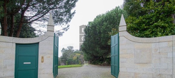 9 bedrooms House in Oliveira de Azemeis, Portugal No. 72030 3