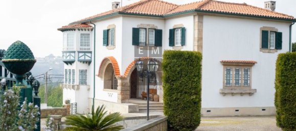 9 bedrooms House in Oliveira de Azemeis, Portugal No. 72030 2