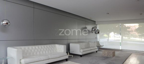 4 bedrooms Apartment in Lisbon, Portugal No. 80810 8