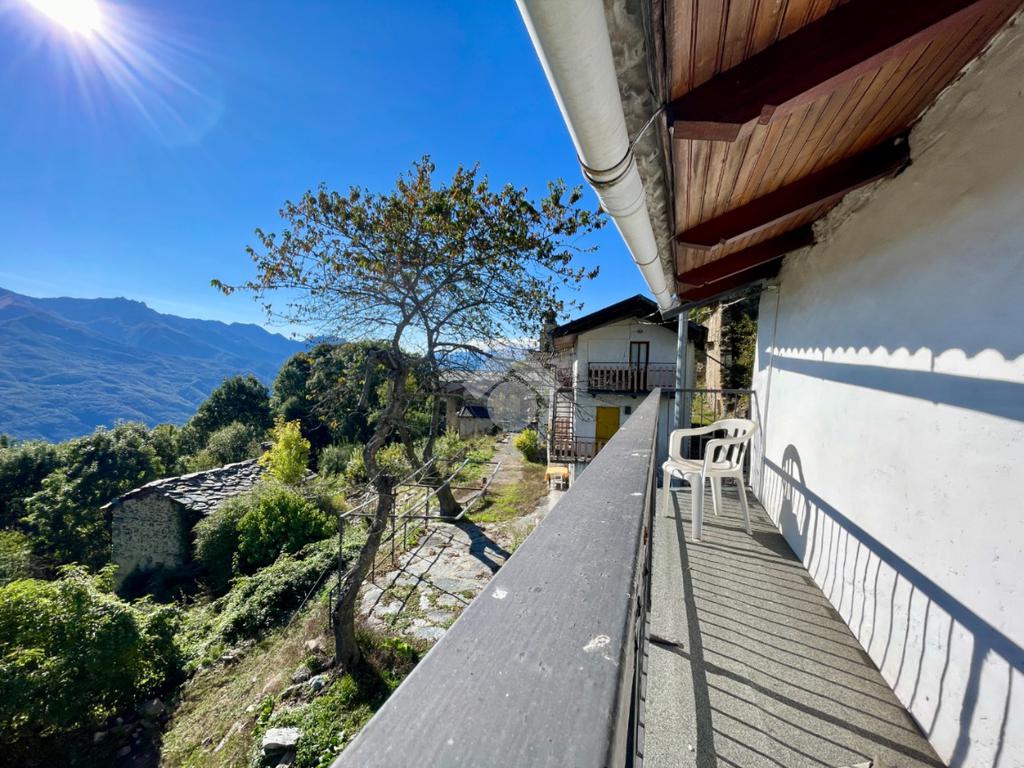 Casa de 2 dormitorios en Condove, Italy No. 78693