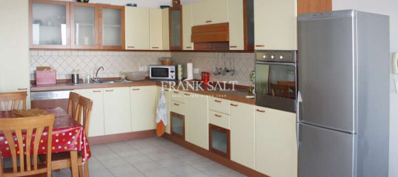 3 bedrooms Apartment in Birgu, Malta No. 6271 4