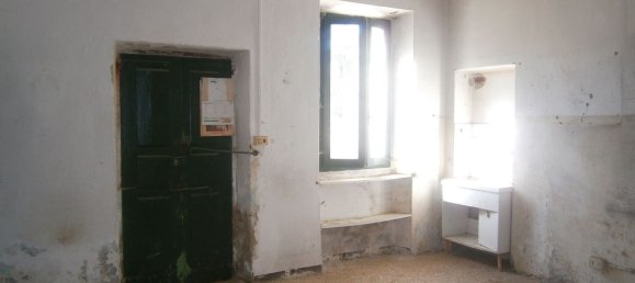 5 rooms House in Mortara, Italy No. 160997 2