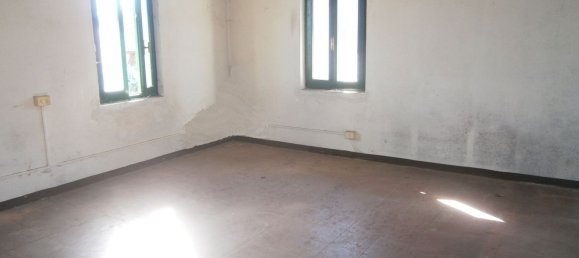 5 rooms House in Mortara, Italy No. 160997 7