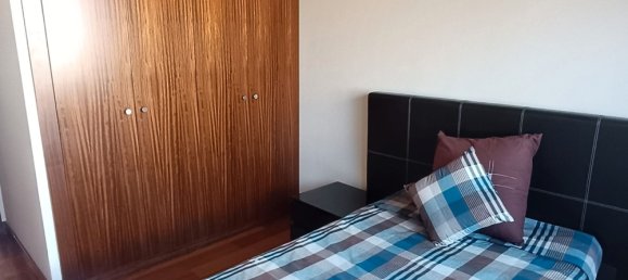 3 bedrooms Apartment in Logrono, Spain No. 141377 30