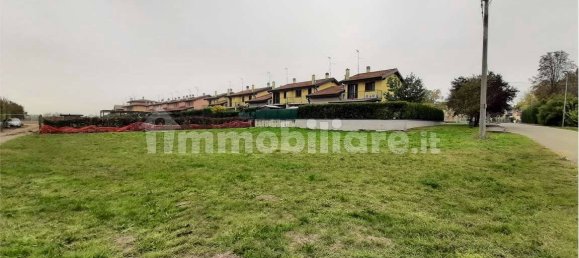 790m² Land in Gossolengo, Italy No. 136653 4