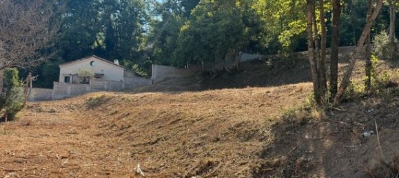 Земельный участок 692м² в Динь-ле-Бен, Франция № 304415 3