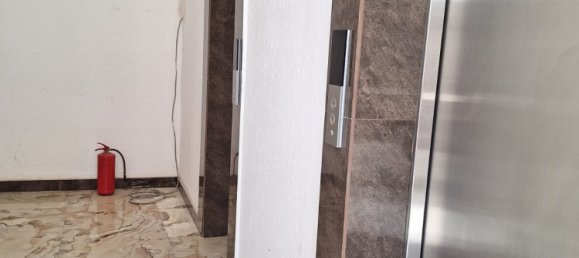 Apartamento de 3 dormitorios en Baku, Azerbaijan No. 1895 34