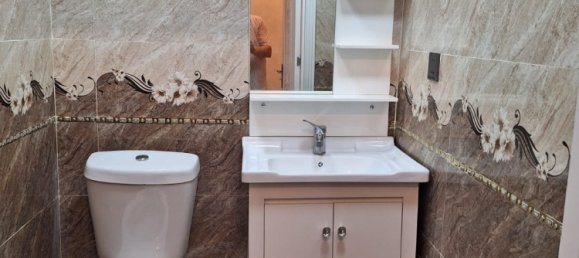 Apartamento de 3 dormitorios en Baku, Azerbaijan No. 1895 10