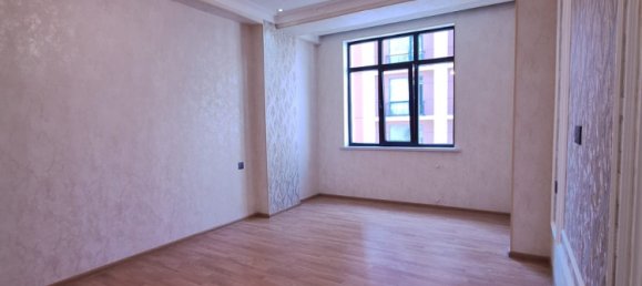 Apartamento de 3 dormitorios en Baku, Azerbaijan No. 1895 21