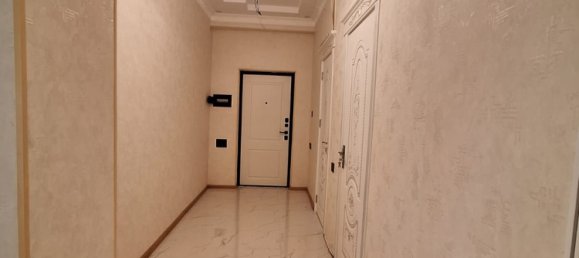 Apartamento de 3 dormitorios en Baku, Azerbaijan No. 1895 41