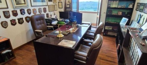 Вилла с 7 комнатами в Фара ин Сабина, Италия № 107531 2