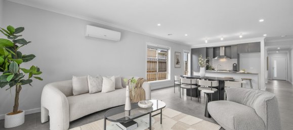 4 bedrooms House in Wyndham Vale, Australia No. 79 4