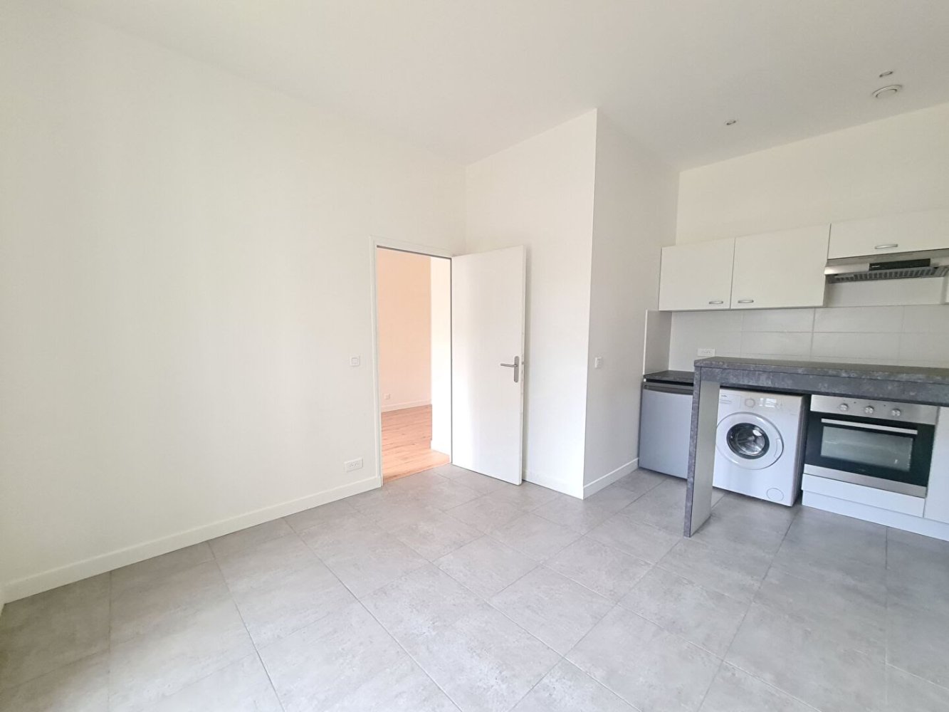 1 bedroom Apartment in Ivry-sur-Seine, France No. 162309