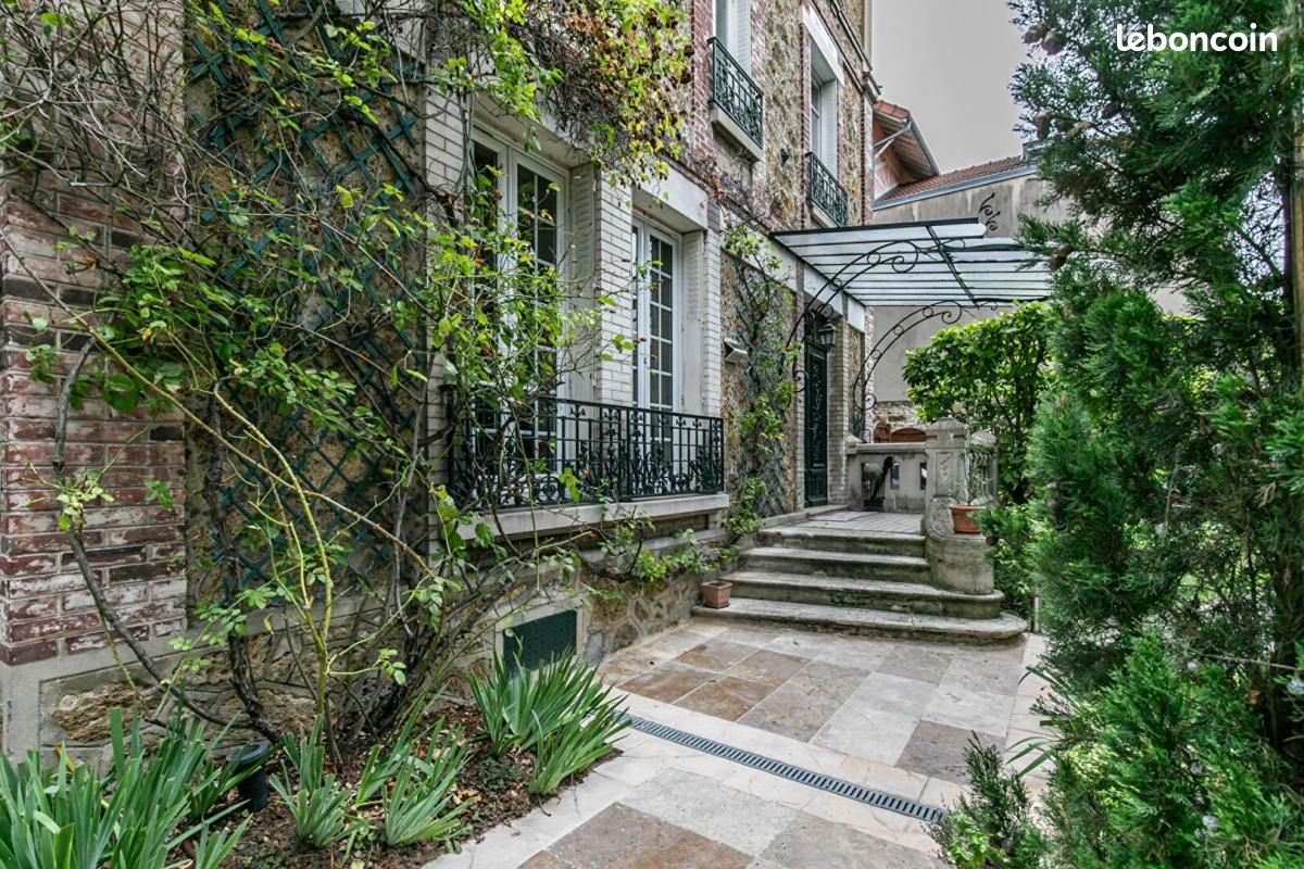 5 bedrooms House in Sucy-en-Brie, France No. 185166