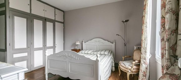 5 bedrooms House in Sucy-en-Brie, France No. 185166 15