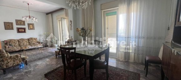 3 bedrooms Apartment in Reggio Calabria, Italy No. 343937 2