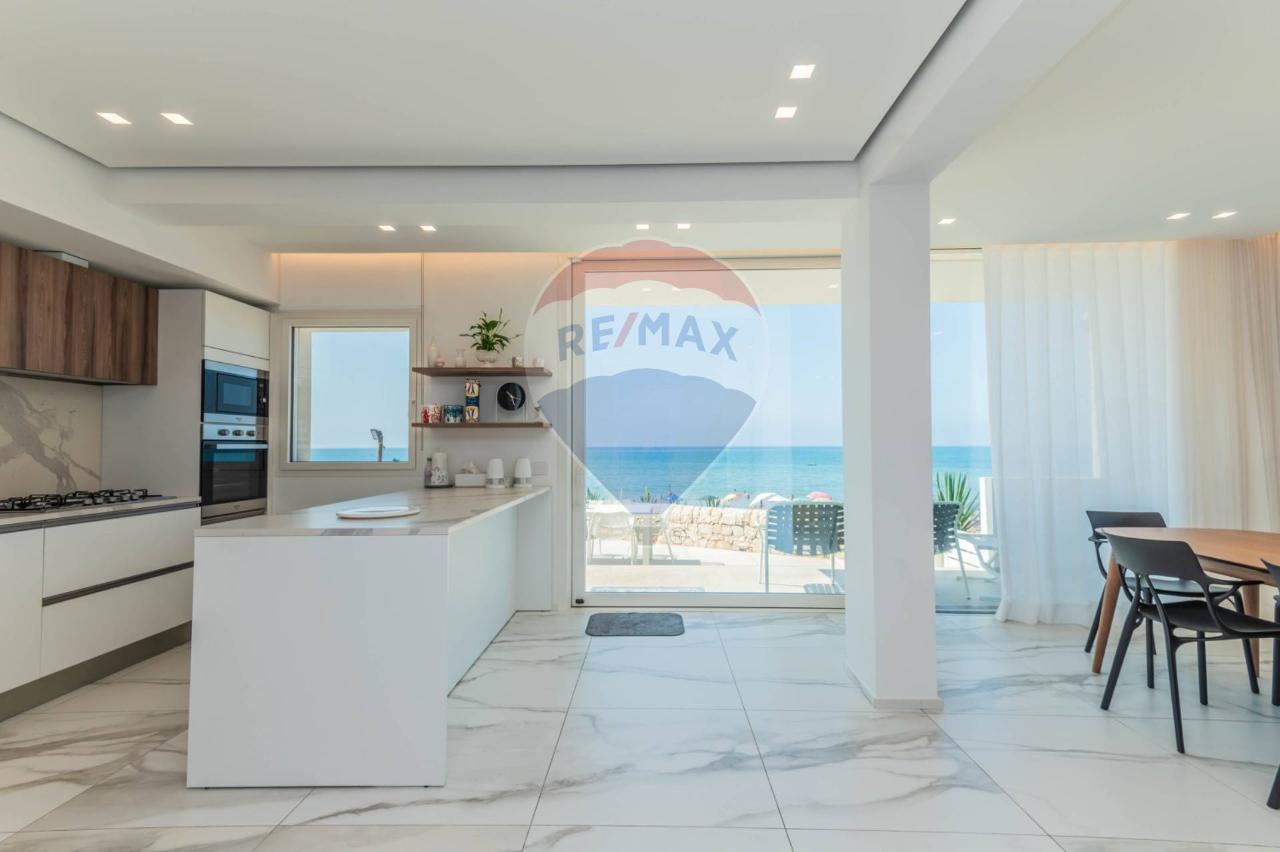 6غرفة منزل في Santa Croce Camerina, Italy رقم 39323