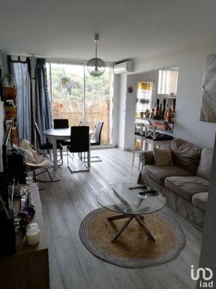 2 bedrooms Condo in Toulon, France No. 14800