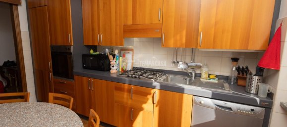 4 rooms Apartment in Olgiate Molgora, Italy No. 16464 8