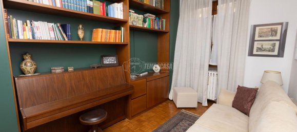 4 rooms Apartment in Olgiate Molgora, Italy No. 16464 23