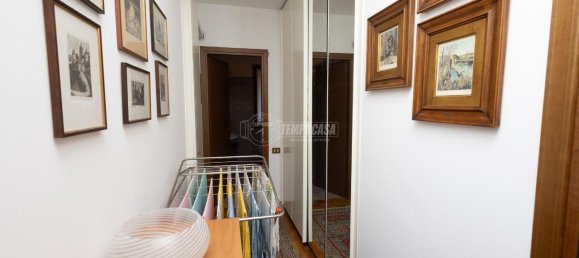 4 rooms Apartment in Olgiate Molgora, Italy No. 16464 11