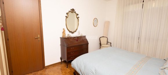 4 rooms Apartment in Olgiate Molgora, Italy No. 16464 17