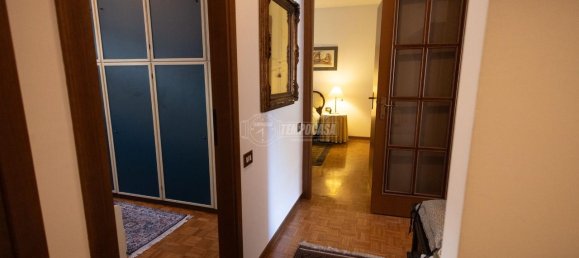 4 rooms Apartment in Olgiate Molgora, Italy No. 16464 12