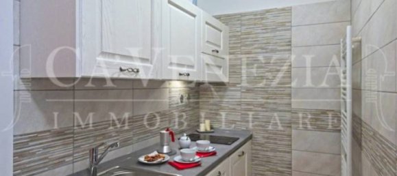 5 rooms Building in Venice, Italy No. 20315 16