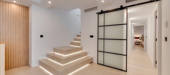 4 bedrooms Duplex in Marbella, Spain No. 128949 13