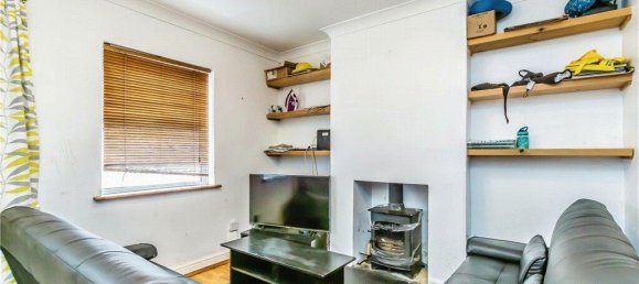 2 Schlafzimmer Haus in South Croydon, United Kingdom, Nr. 7991 3